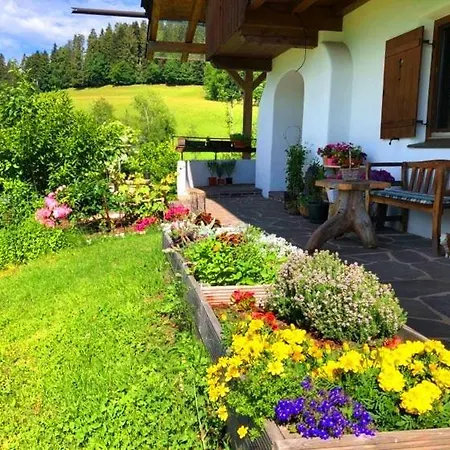 Apartment Chalet Lorraine Sankt Johann in Tirol