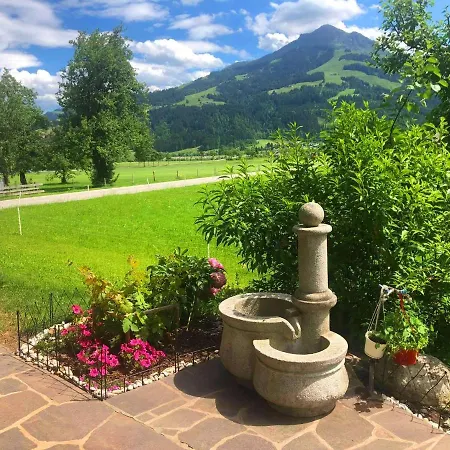 Apartment Chalet Lorraine Sankt Johann in Tirol