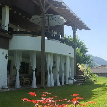 Chalet Lorraine Apartment Sankt Johann in Tirol
